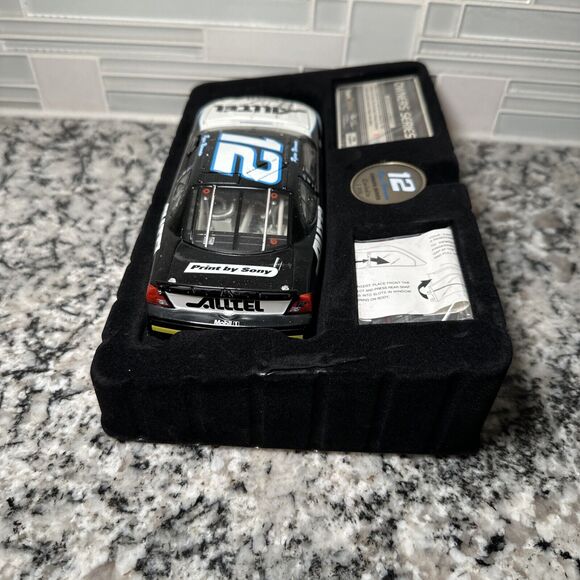 RYAN NEWMAN 2006 DODGE CHARGER ALLTEL DIECAST, 1/24 - Shelf Display - Signed - Picture 3 of 14